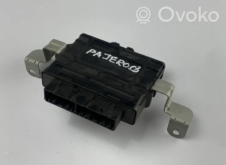 Mitsubishi Pajero ABS valdymo blokas X2T34172