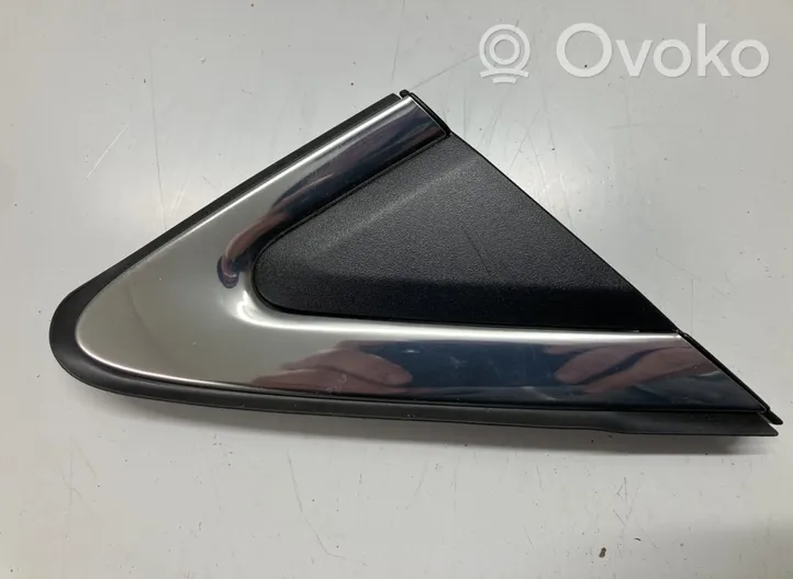 Mitsubishi Eclipse Cross Listwa / Nakładka na błotnik przedni 7407A352