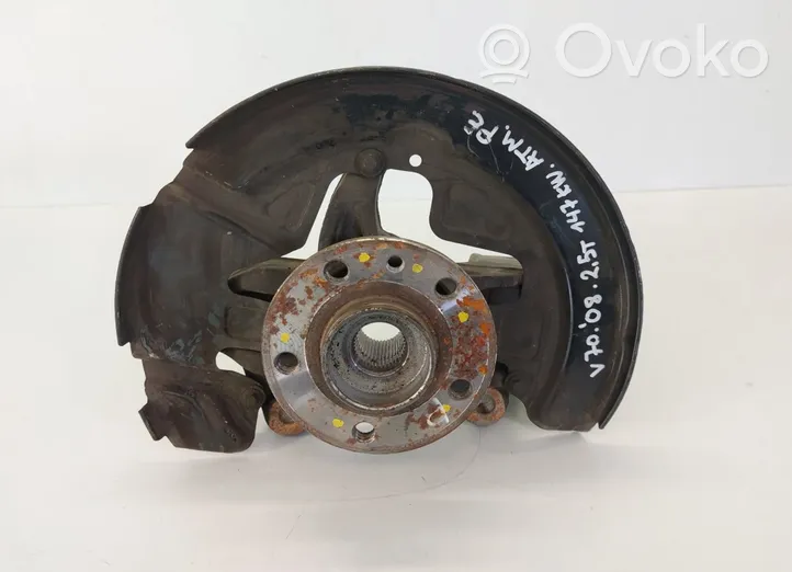 Volvo V70 Front wheel hub spindle knuckle 8K170