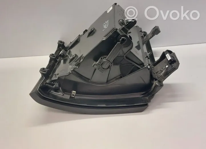 Volvo S90, V90 Hansikaslokerosarja 31688713