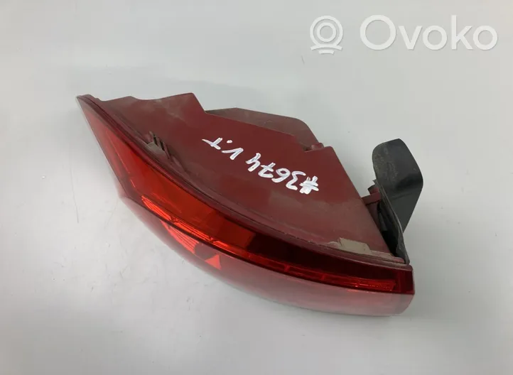 Volkswagen PASSAT B7 Lampa tylna 2SK010746-01