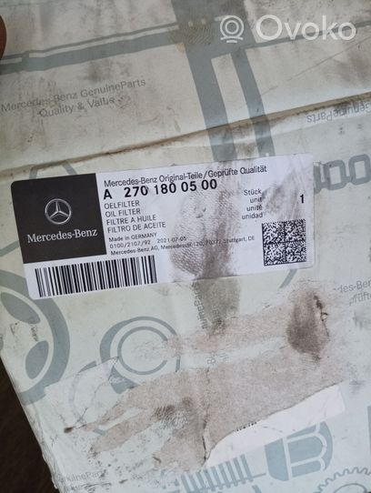 Mercedes-Benz A W177 Tepalo filtro laikiklis/ aušintuvas A2701800500