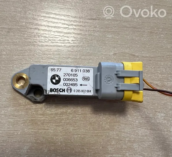 BMW 3 E46 Airbagsensor Crashsensor Drucksensor 6911038