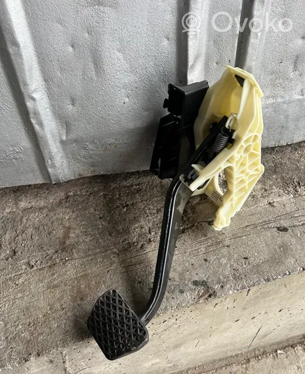 BMW X5 E70 Brake pedal 6791900