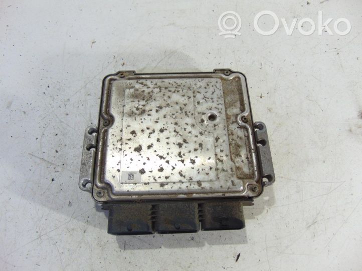 Peugeot 508 Motorsteuergerät ECU 