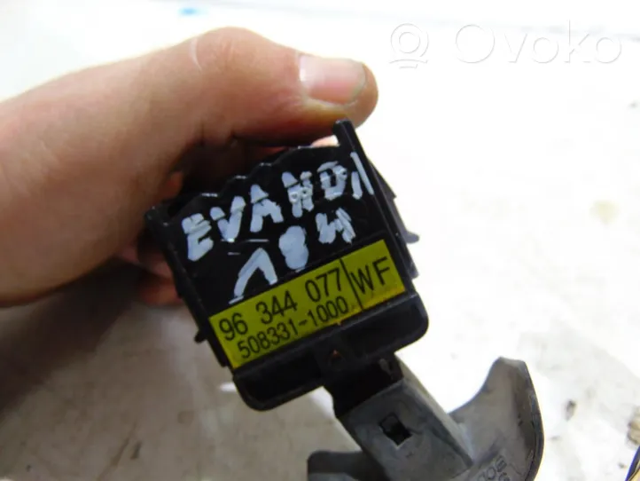 Chevrolet Evanda Leva comando tergicristalli 96344077