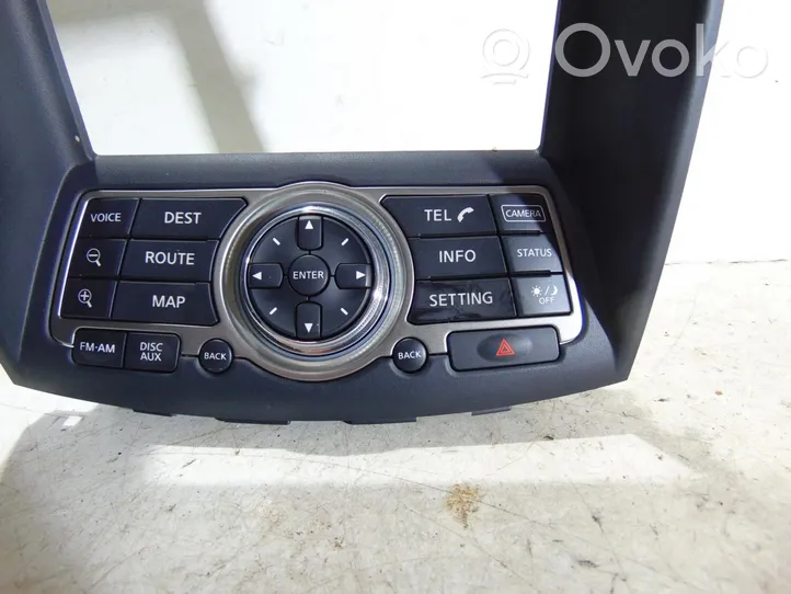 Renault Clio IV Panel / Radioodtwarzacz CD/DVD/GPS 283951BY3D