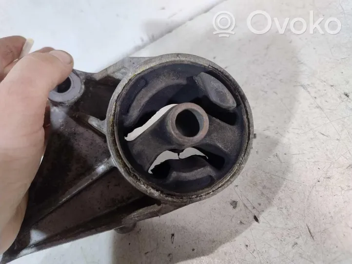 Opel Omega B1 Valvola di depressione sul supporto motore 13125635