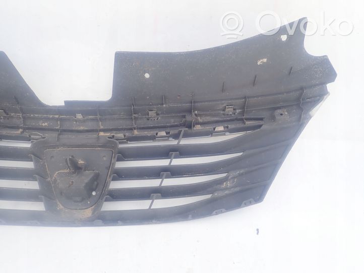 Dacia Logan I Front grill 8200748240