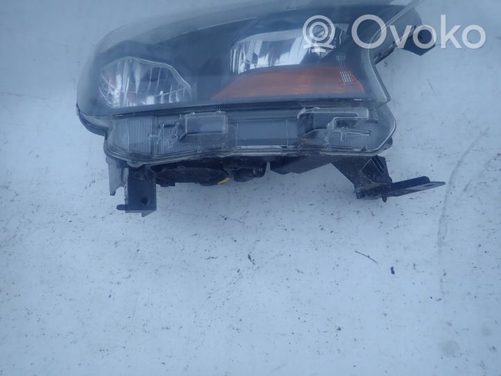 Ford Ranger Lampa przednia 