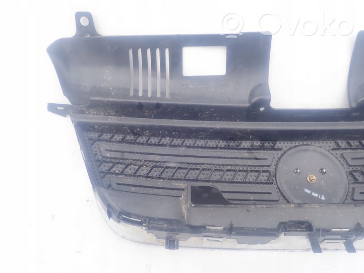 Fiat Idea Maskownica / Grill / Atrapa górna chłodnicy 735357980