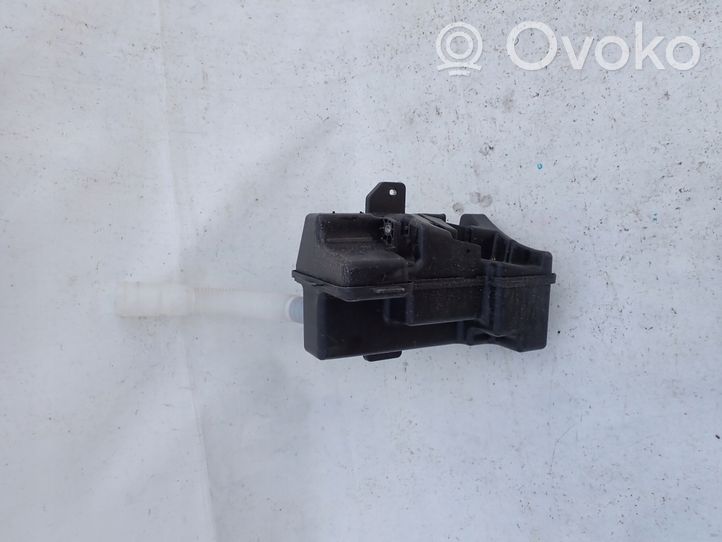 Volkswagen Tiguan Zbiornik płynu spryskiwaczy lamp 5N0955453H