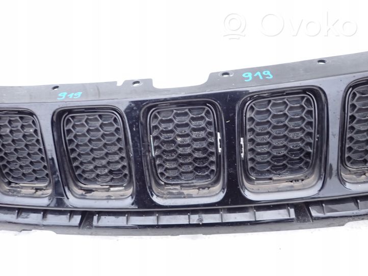 Jeep Compass Maskownica / Grill / Atrapa górna chłodnicy 5UP86TRMAB