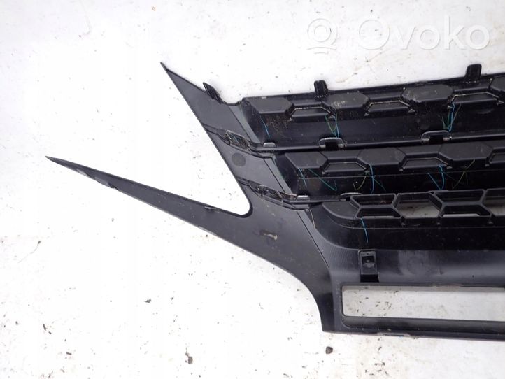 Mitsubishi Space Star Grille calandre supérieure de pare-chocs avant 7450B351