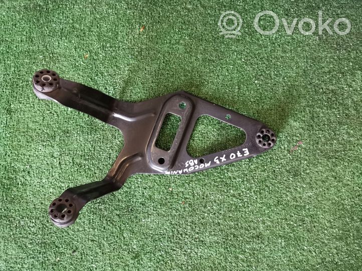 BMW X5 E70 ABS pump bracket 734G06