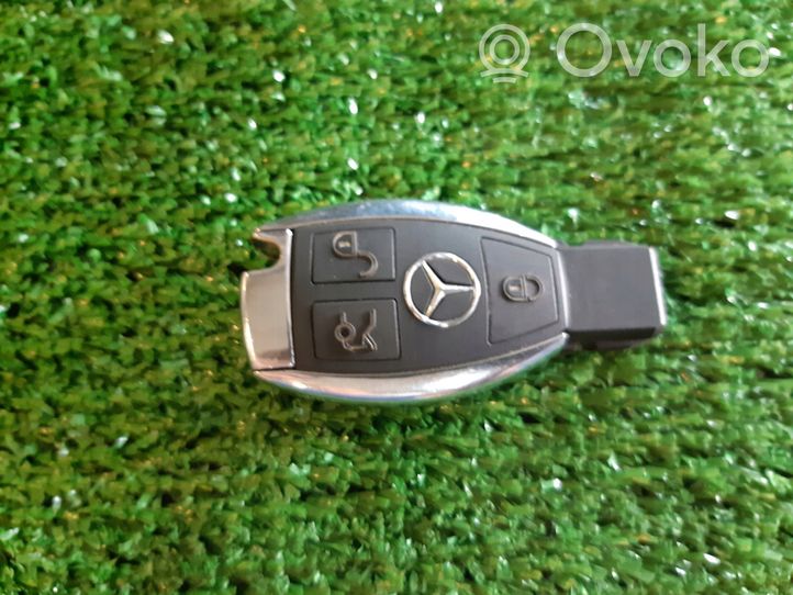 Mercedes-Benz B W246 W242 Virta-avain/kortti 