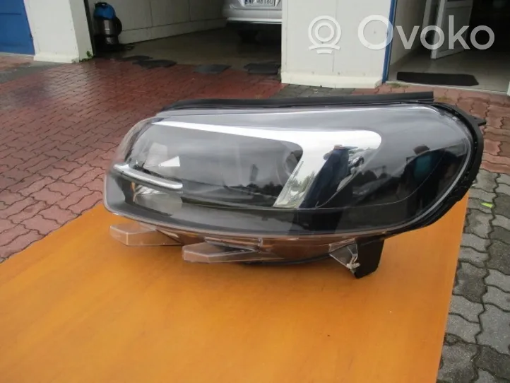 Opel Vivaro Headlight/headlamp 