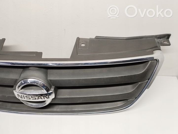 Nissan Altima Maskownica / Grill / Atrapa górna chłodnicy 62072