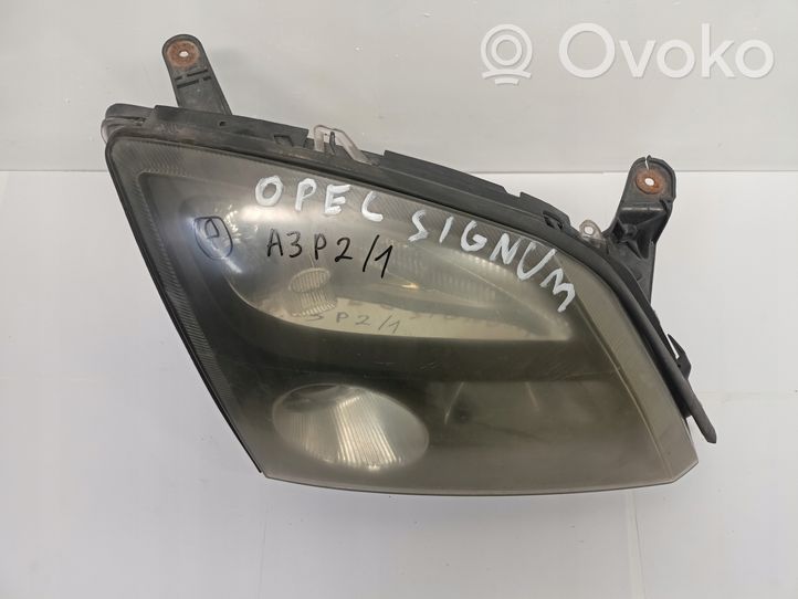 Opel Signum Lampa przednia 