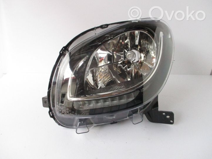 Smart ForFour II W453 Phare frontale A4539068301