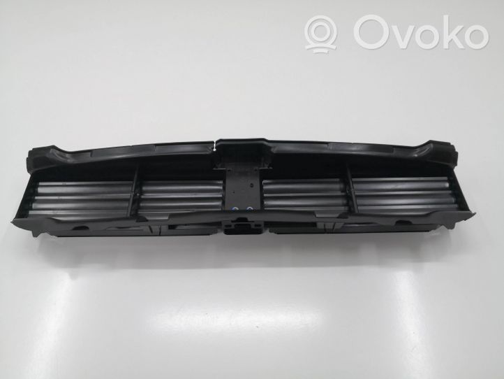 BMW 3 G20 G21 Motore deflettore aria radiatore 18715610