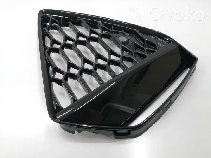 Audi RS6 C8 Grille inférieure de pare-chocs avant 4K8807681D