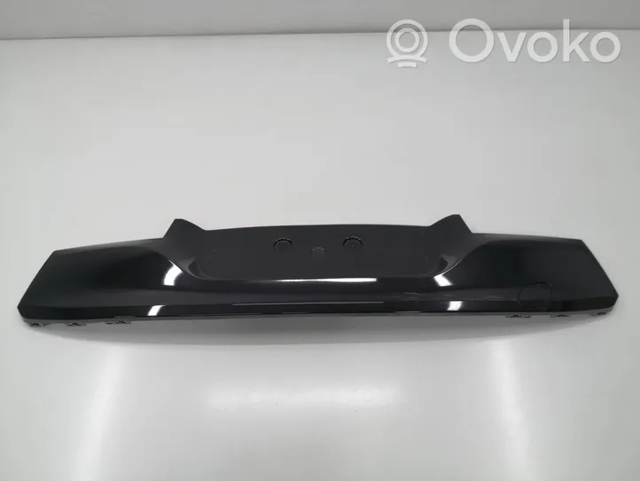 BMW i3 Apatinė bamperio dalis 7472924