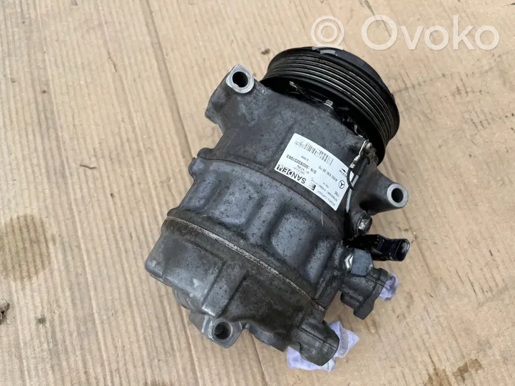 Mercedes-Benz Sprinter W907 W910 Compressore aria condizionata (A/C) (pompa) A0008303902