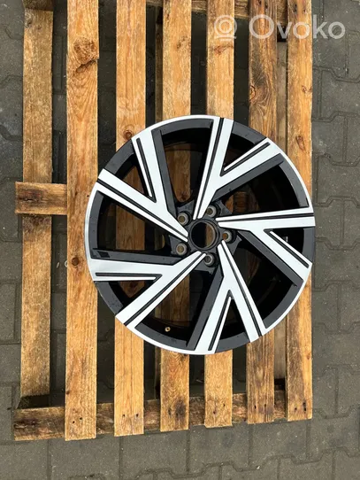 Volkswagen Transporter - Caravelle T5 R18 alloy rim 