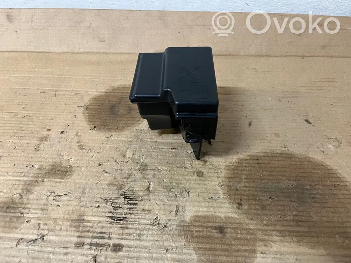 Nissan Juke II F16 Fuse box set 252361535R