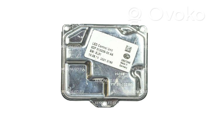 Cadillac XT5 Moduł sterujący statecznikiem LED 5DF012205-00