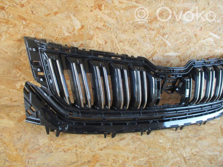 Skoda Kodiaq Grille calandre supérieure de pare-chocs avant 565853663E