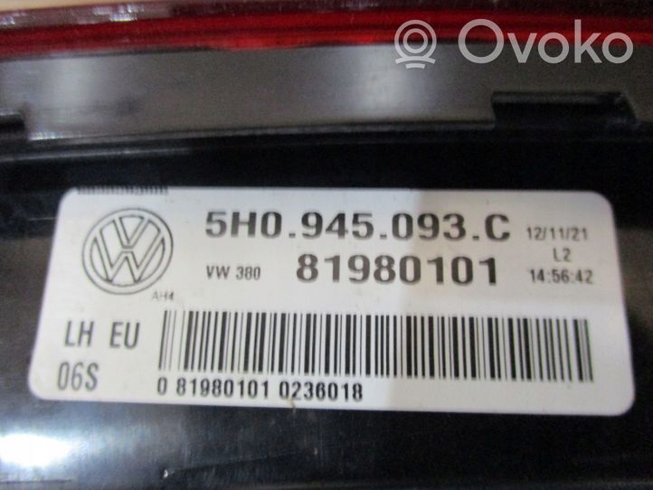 Volkswagen Golf VIII Luci posteriori del portellone del bagagliaio 