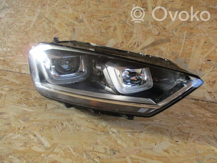 Volkswagen Golf Sportsvan Lampa przednia 517941034B