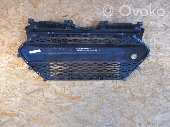 Hyundai i10 Front bumper upper radiator grill 