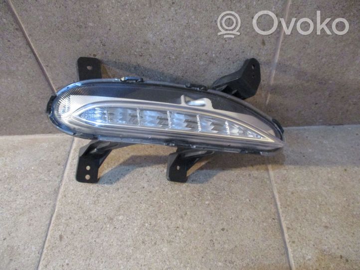 Hyundai i30 LED-päiväajovalo 92208S0000