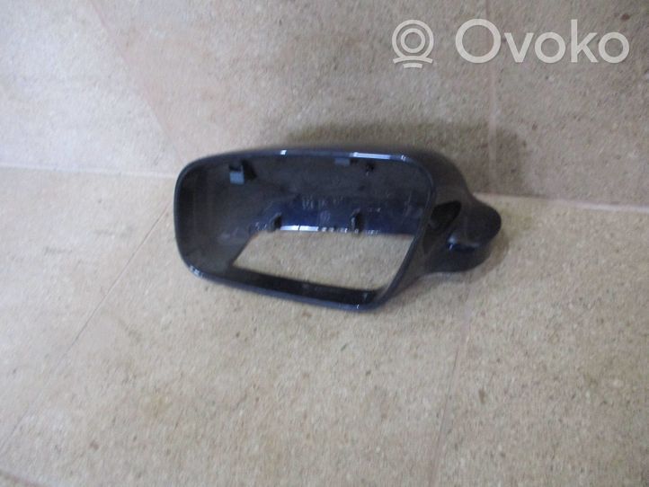 Audi A4 S4 B5 8D Obudowa lusterka zewnętrznego drzwi przednich 8D0857507