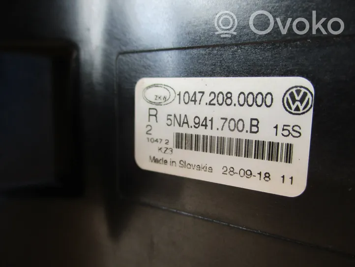 Volkswagen Tiguan Światło przeciwmgłowe przednie 5NA941700B