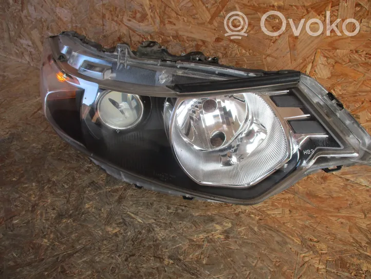 Honda Accord Lampa przednia 