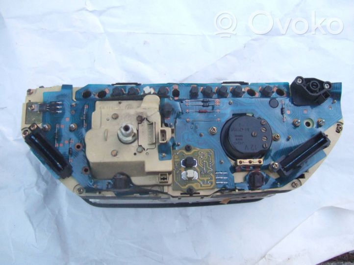 Audi 100 200 5000 C3 Tachimetro (quadro strumenti) 461129