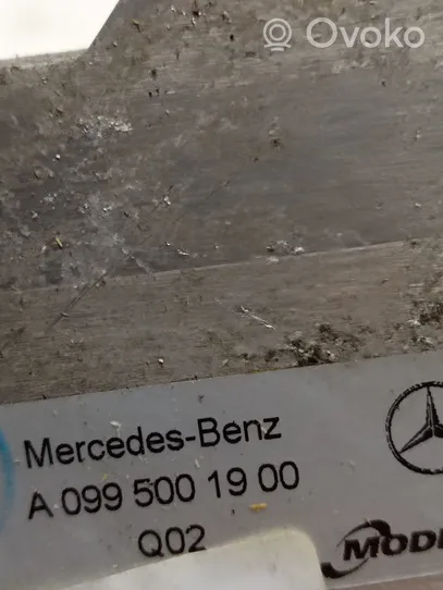 Mercedes-Benz C AMG W205 Chłodnica oleju skrzynia biegów A0995001900