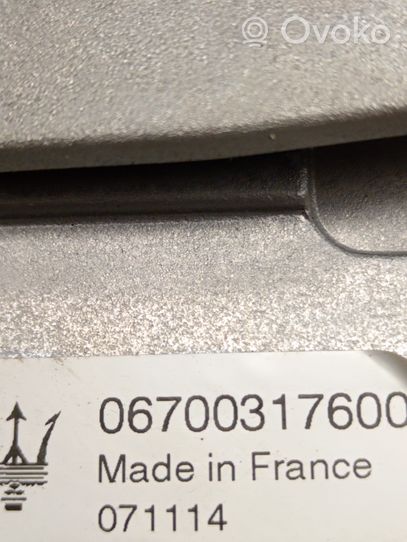 Maserati Levante Ohjauspyörän akseli 06700317600