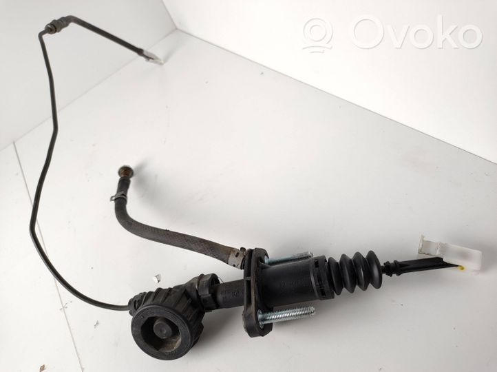 Saab 9-3 Ver2 Główny cylinder sprzęgła 24412670