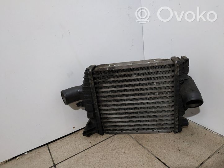 Mercedes-Benz Vito Viano W638 Radiateur de refroidissement 6385012901