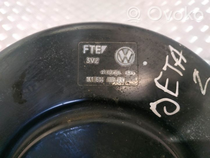 Volkswagen Jetta III Jarrutehostin 1K1614105AR