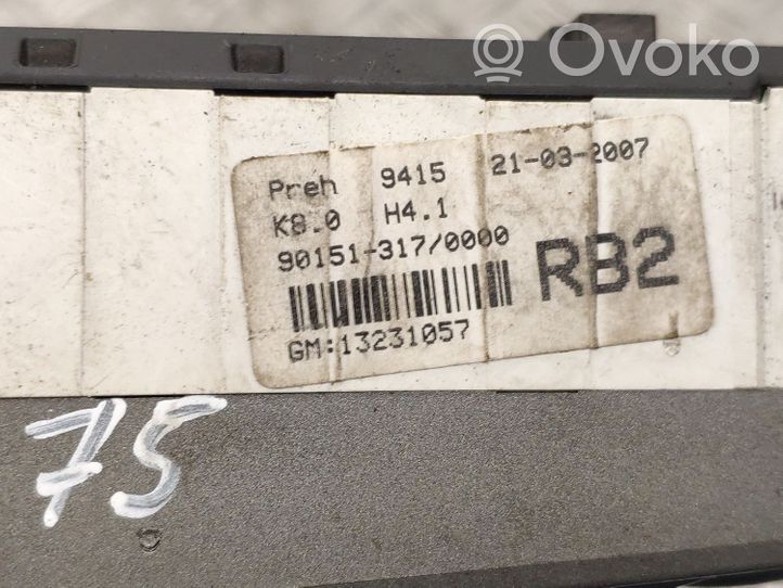 Opel Zafira B Interrupteur ventilateur 13231057