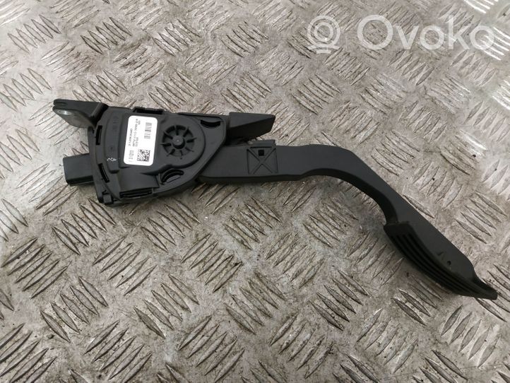 Volvo V40 Cross country Accelerator throttle pedal 31280596