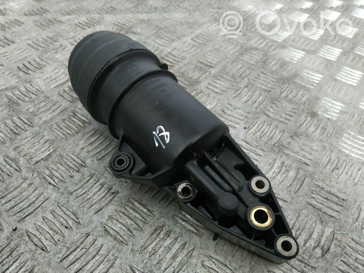 Porsche Panamera (970) Support de filtre à huile 06E115405C