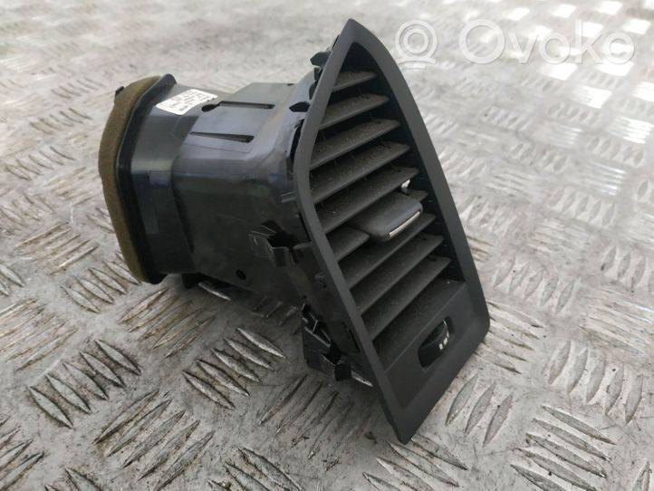 Volvo XC60 Copertura griglia di ventilazione cruscotto 06780001