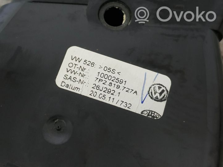 Volkswagen Touareg II Lango oro grotelės 7P2819727A